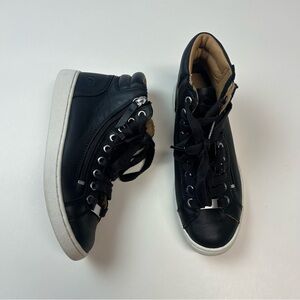 UGG Women’s Sneakers Size 6 Black